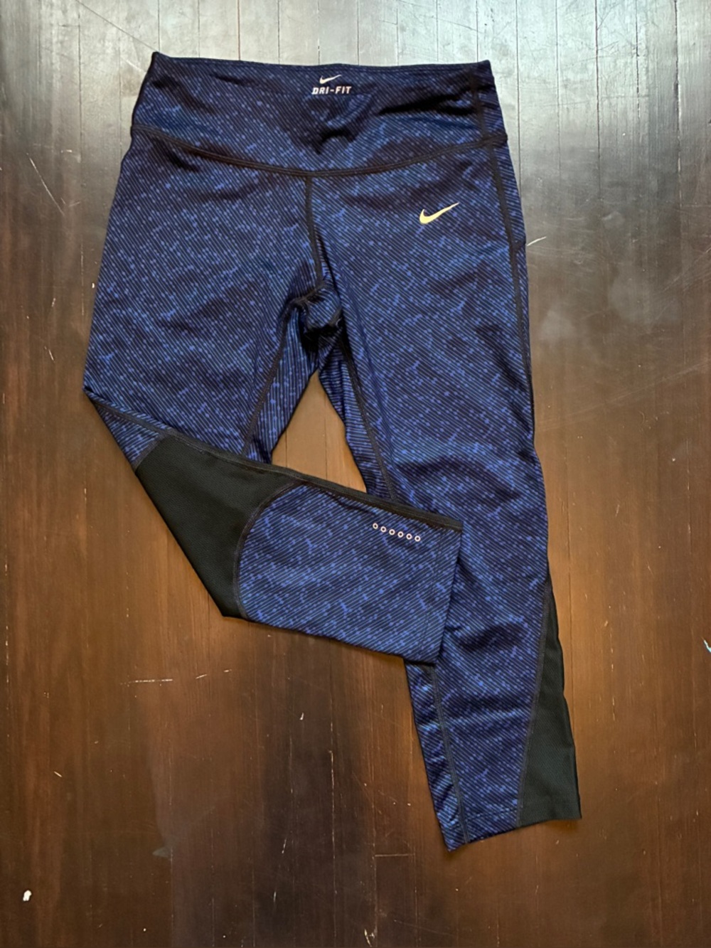 Nike Dri-FIT Navy Blue Athletic Crop Leggings, size small